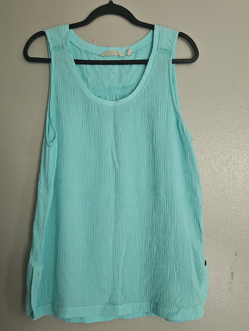 Soft Surroundings Aqua Textured Sleeveless Tank Top